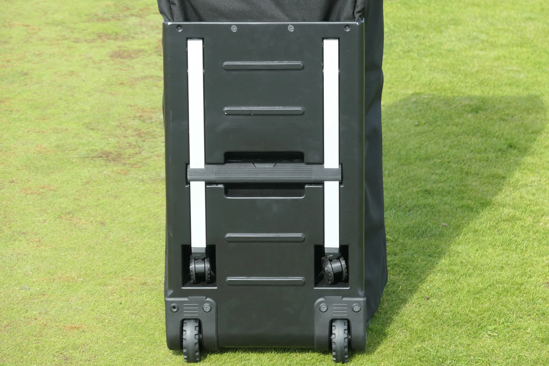 Physical prototype with the support wheels folded into the base